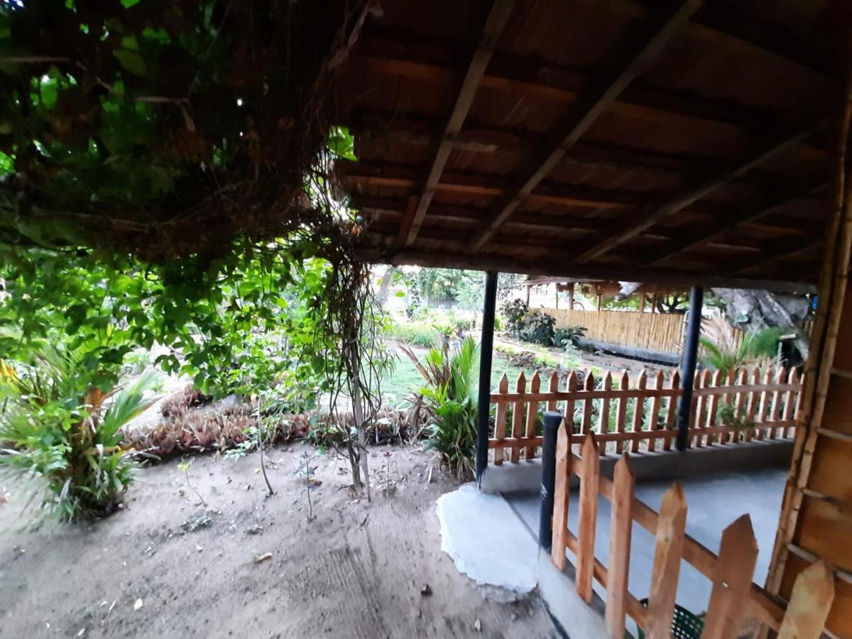 Hotel Beach Lagoon Parans Arugam Bay Exterior foto